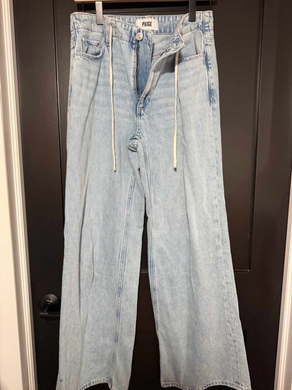 PAIGE Zoey jeans. - Picture 4 of 5